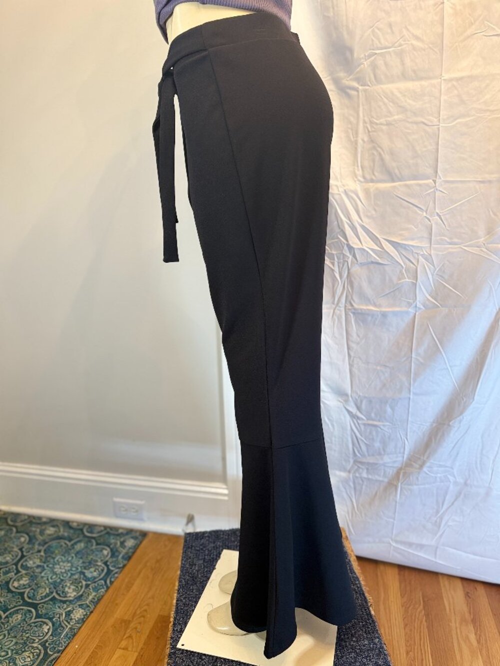 Cato Ruffle Leg Black Pants w/sash Women's M Never Worn!
